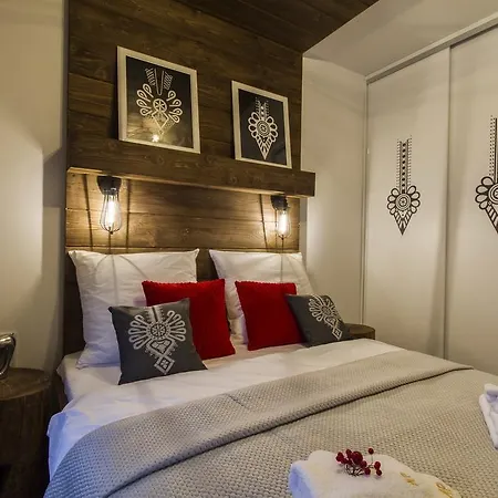 Apartament Hyrny De Lux Apartment *